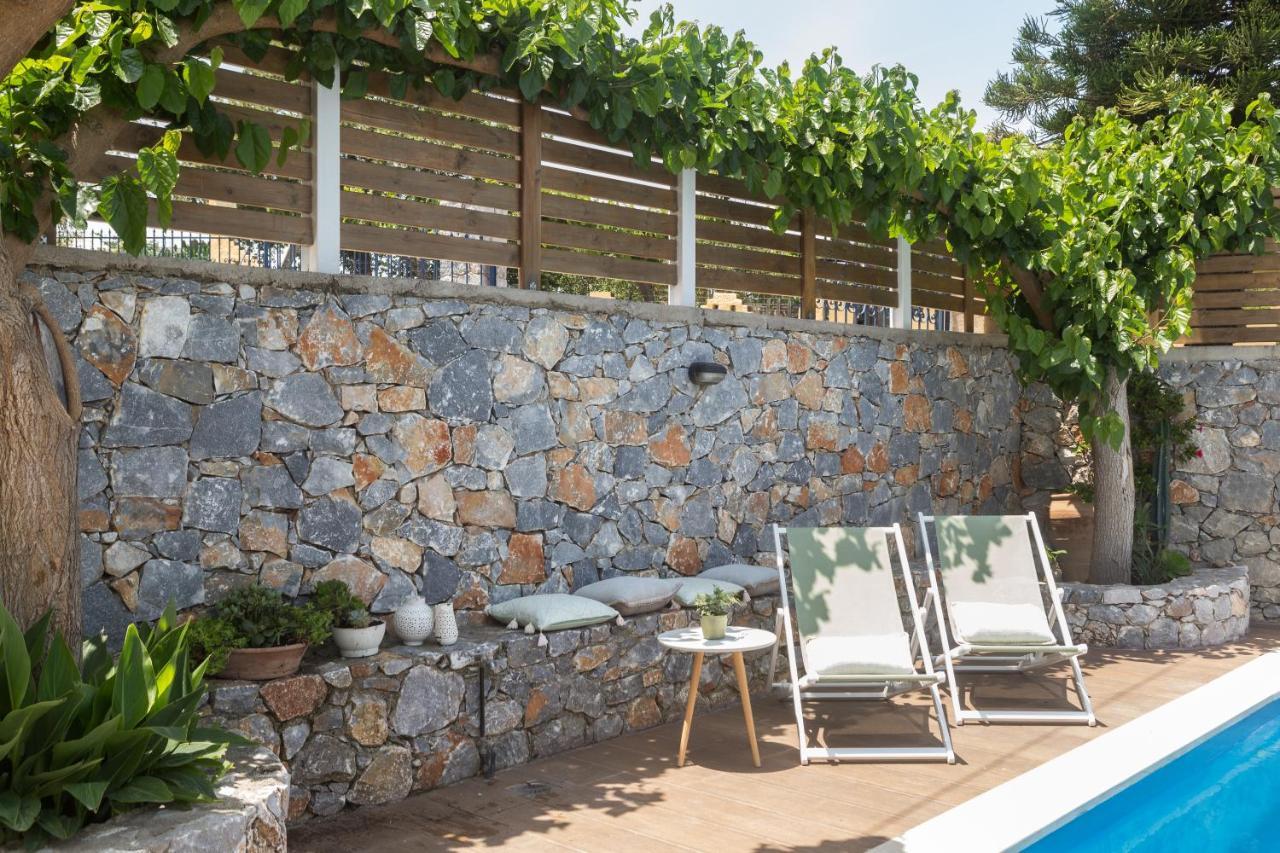 Pelagias Villa Paralia Kourna Esterno foto